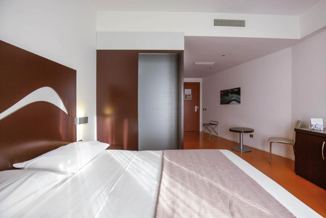 Hotel Poseidon Torre del Greco Exteriör bild