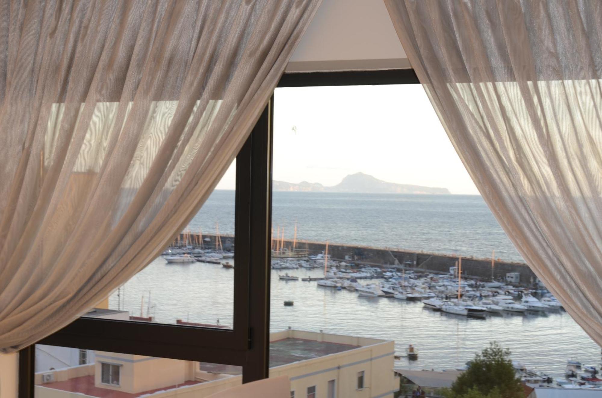 Hotel Poseidon Torre del Greco Exteriör bild